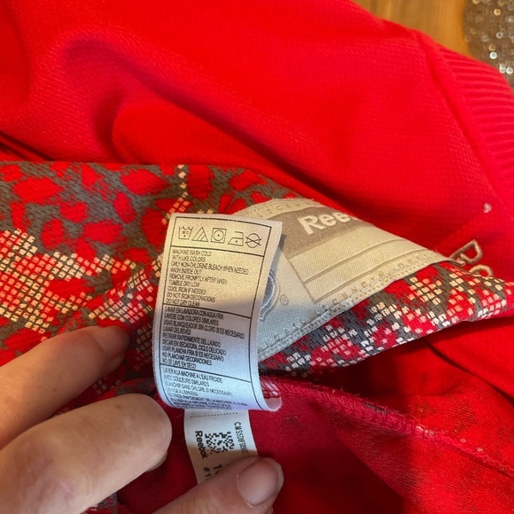 Official NHL Women’s Reebok NJ Devils Holiday Jersey #30 Martin Brodeur - Picture 7 of 13